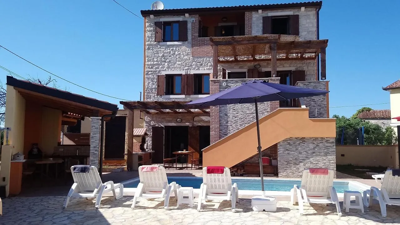 Casa Bozzero Villa Krnica 0*,