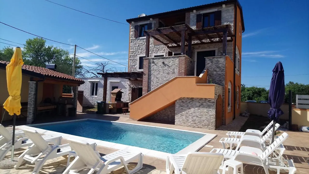 Casa Bozzero Villa Krnica Holiday home