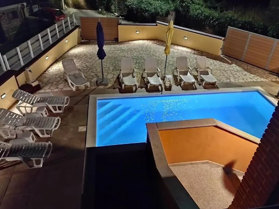 Casa Bozzero contacts