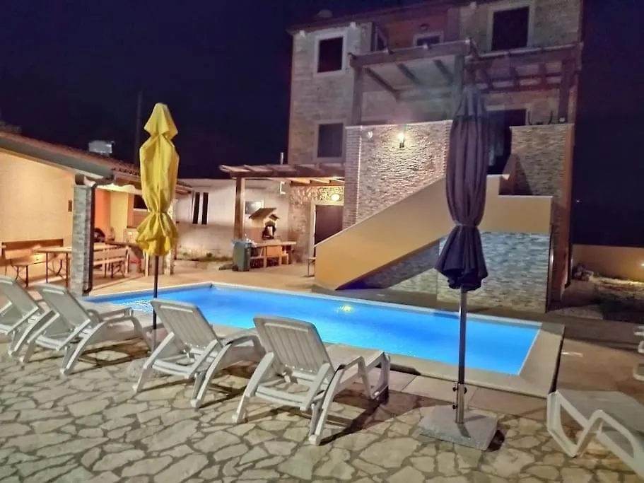 Casa Bozzero Villa Krnica Holiday home